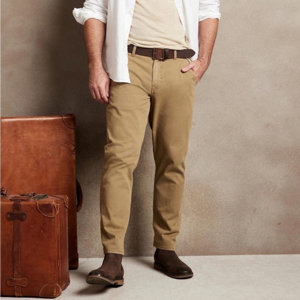 Banana Republic Men's Brown Chinos Athletic Fit Whiskey Color